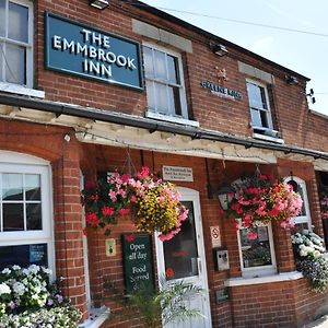 The Emmbrook Inn Hotel وكينغهام Exterior photo