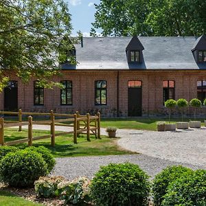 فندق Haras De Barry Sainghin-en-Mélantois Exterior photo