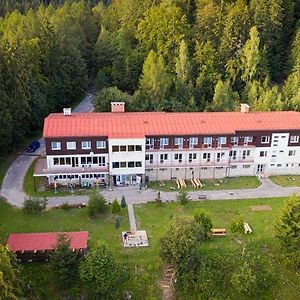 Horsky Hotel Vrsky Závadka nad Hronom Exterior photo