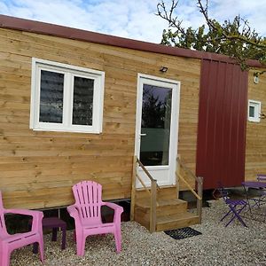 شقة Tiny House Amécourt Exterior photo