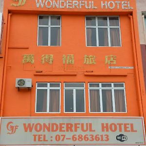 بونتييان كيتْشيل Gf Wonderful Hotel Exterior photo