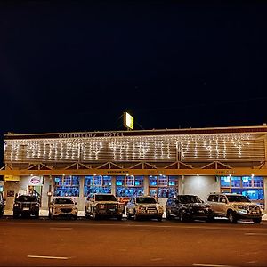 The Queensland Hotel Miles Exterior photo