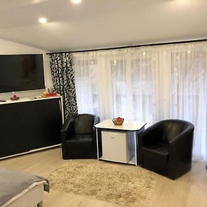 Toni Room سيفِسوارا Exterior photo