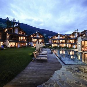 الشقق الفندقية سان كانديدوفي  Post Alpina - Family Mountain Chalets Exterior photo