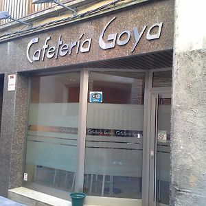 فندق Hostal Cafeteteria Goya بارباسترو Exterior photo