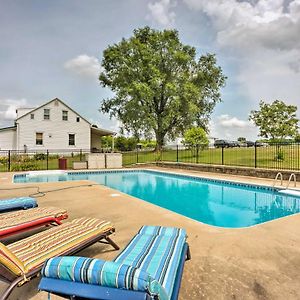 شقة Cozy Missouri Retreat With Pool, Pond And Fire Pit! Berger Exterior photo