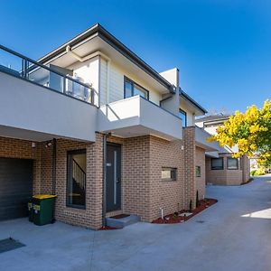 فندق Melbourne Ringwood Lake Exterior photo