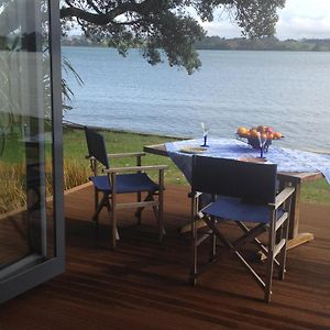 شقة Absolute Waterfront Serenity Near Auckland Clarks Beach Exterior photo