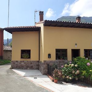 فيلا Casa Llorente Mere Exterior photo