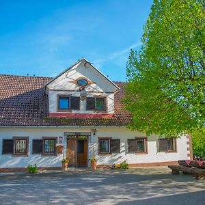 فيلا Holiday Farm Grofija Ivancna Gorica Exterior photo