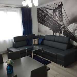 شقة Apartament Centrum Wegorzewa فينغوجيفو Exterior photo