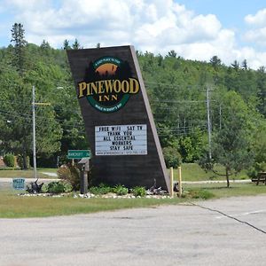 Barrys Bay Pinewood Inn Exterior photo