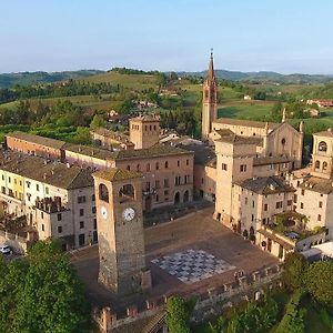 كاستلفترو دي مودينا B&B Il Castello Di Vetro Exterior photo