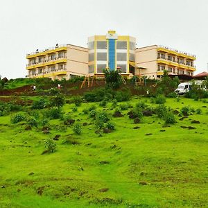Jawhār Ss Resort Near Jaysagar Lake Exterior photo