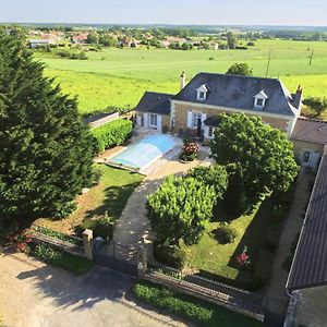 مبيت وإفطار Leigne-sur-Usseau La Costonnerie Exterior photo