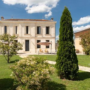 مبيت وإفطار Saint-Androny Maison De Jean Exterior photo