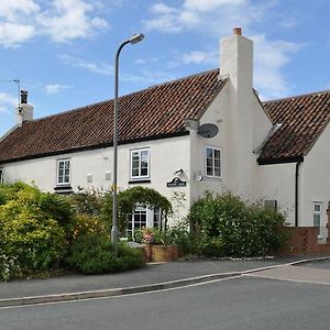 ليدز Station Farm Guest House Exterior photo