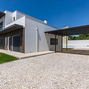 فيلا Torre في Captivating 4-Bed House In Cadaval District-Lisbon Exterior photo