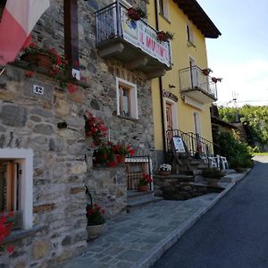 مبيت وإفطار تيجليو Il Mulinel Agriturismo Exterior photo