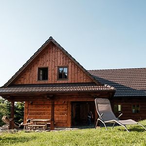 شقة Valašská Bystřice  في Statek Humenec - Klid U Lesu, Cesko Exterior photo