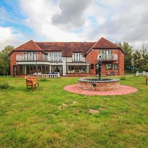 مبيت وإفطار Little Clacton Barnfields Retreat Exterior photo