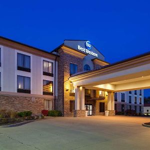 هازلوود Best Western St. Louis Airport North Hotel & Suites Exterior photo
