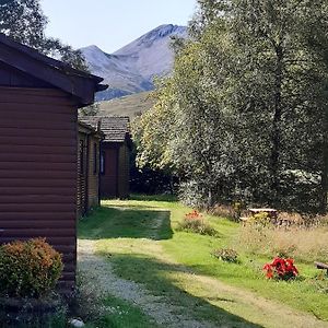 Kinlochewe Mountain Chalets - Chalet 3, Birch Exterior photo