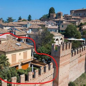 مبيت وإفطار غرادارا Ca La Terrazza - Dentro Il Borgo Storico Exterior photo