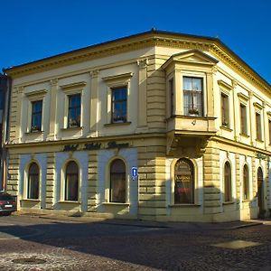 كوتنا هورا Hotel Zlata Stoupa Exterior photo