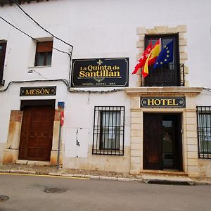 فندق La Quinta De Santillan تشينتشون Exterior photo