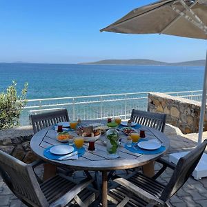 Camlik  Beach House With Direct Access To Private Beach Near Bodrum Exterior photo