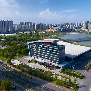 Hampton By Hilton Yangzhou Wenchang Road Exterior photo