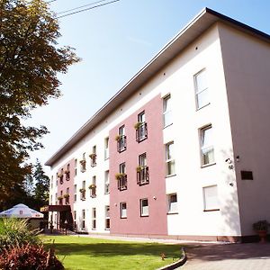 بيجوفيتسا Hotel Iskra By Katowice Airport Exterior photo