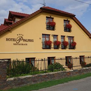 Hotel A Restaurace Palfrig Stara Ves nad Ondrejnici Exterior photo