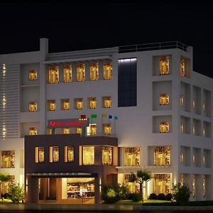 فندق فندق نيا ريجنسي Thrissur Exterior photo