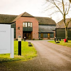 فندق هوكفي  The Grange On Warbrook Estate Exterior photo