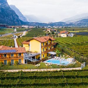 مبيت وإفطار درو Maso Agritur Santa Lucia Exterior photo