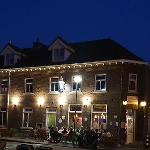 Berg Hotel-Cafe Knoors-Meeks Stein Urmond Exterior photo