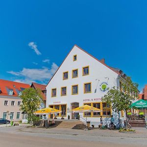 فندق Gasthof Postbraeu Siegenburg Exterior photo