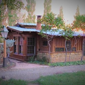 فيلا كورتيزفي Mesa Verde Farm And Studio Exterior photo