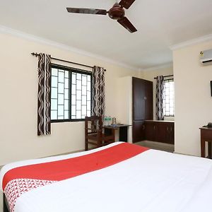 فندق Oyo 3309 Anjam Smrithi Mandiram Thrissur Exterior photo