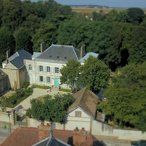 مبيت وإفطار Villeblevin Yxie - Manoir Des Arts Exterior photo