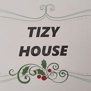 Tizy House - Appartamento Ammobiliato إيمولا Exterior photo