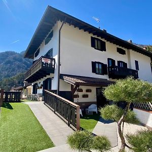 Enjoy Ledro B&B بييفي دي ليدرو Exterior photo