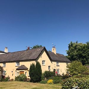 فلينت Oakenholt Farm Bed And Breakfast Exterior photo