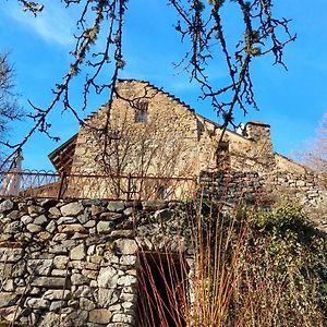 شقة Chambre Ou Gite Dans Une Maison De Montagne - De Suzon A Zelie Entraigues  Exterior photo