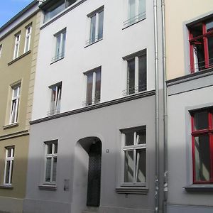 Ferienwohnungen Langenstrasse - Altstadt شترالسوند Exterior photo