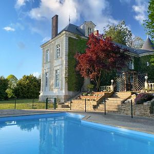 مبيت وإفطار Oizé Chateau De Montaupin Exterior photo