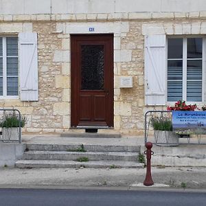 ميرامبو La Miramboise, Chambres Et Table D Hotes Exterior photo