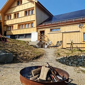 شقة Grosses Ferienhaus Fuer Traumhafte Familienferien Im Appenzellerland سبايكر Exterior photo